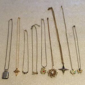Lot of 9 very lovely vintage to now necklaces